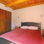 Comfortable With Pool And Garden * Valtura
